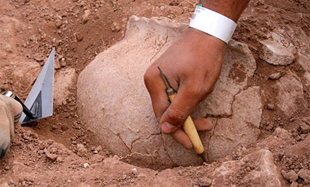 Encuentran en Chipre una tumba de hace 3.500 años 